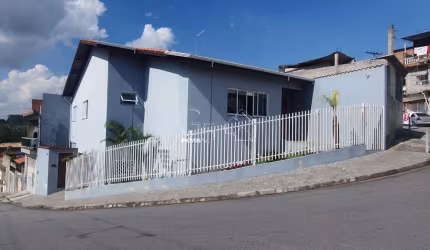 Casa 3 Quartos Laranjeiras Caieiras