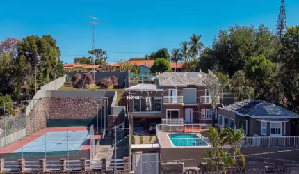 Casa em condomínio com 4 suítes em Itupeva.