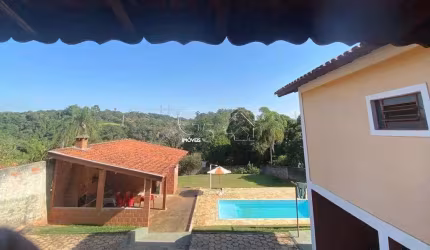 CHACARÁ PARA COMPRA COM 3 QUARTOS E UMA SUÍTE EM JUNDIAÍ