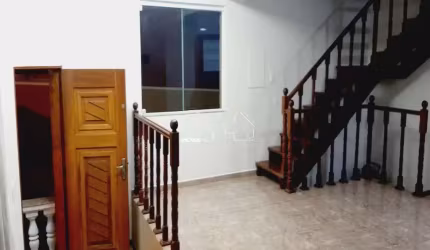 CASA PARA VENDA/LOCAÇÃO, BAIRRO CIDADE JARDIM 1. JUNDIAI/SP. 4 Dormitórios sendo 1 suite, 1 Dormitório cm Armário Planejado e 1 Sotão que pode ser utilizado como Dormitório/Escritório com pe direito d