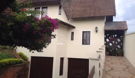 Belíssima Casa com 4 Dormitórios Nova Caieiras