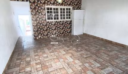 Imperdível oportunidade de adquirir esta casa com 3 quartos e 200m² na Região Central de Caieiras-SP!