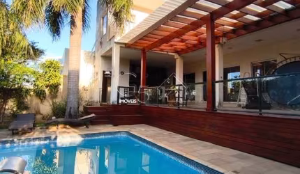 Casa em Condomínio de Alto Padrão para Locação em Franco da Rocha-SP, no Bairro Villa Verde! 4 quartos, 1 suíte, 3 salas, 2 vagas de garagem e 200m² de área. Venha conferir!