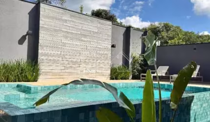 Imperdível Casa em Condomínio de Luxo em Jardim Novo Mundo, Jundiaí-SP: 4 Quartos, 4 Suítes, 3 Salas, 5 Banheiros, 4 Vagas, 377m²!