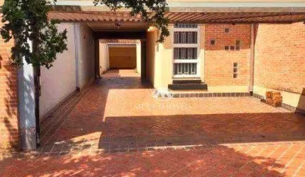 Sobrado Residencial/Comercial em excelente localização no Bairro Alto da Boa Vista com terreno de 479,68m² e 300m² de área construída.