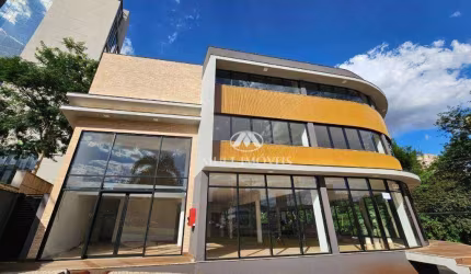 Imóvel Comercial Novo em área Nobre da Cidade localizado na Av Wladimir Meirelles Ferreira no Jd Botânico com 1300m² construído.