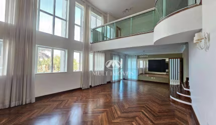 Apartamento Duplex  em excelente localização na Av. João Fiusa com 140m² de área privativa.
