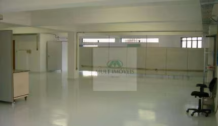 Salão Comercial em ótima localização no Bairro Jd. Anhanguera com 260m² .