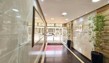 Sala Comercial em excelente localização no Centro da Cidade com 88,35m² de área privativa. São 2  salas privativas.