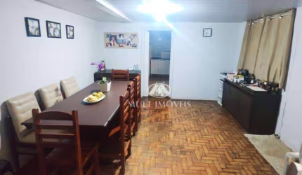 Sobrado localizado no Bairro Campos Elísios com 3 dormitórios.