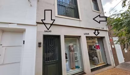 Sala Comercial no andar superior em excelente localização no Bairro Boulevard/ Centro com 50m² de área privativa.