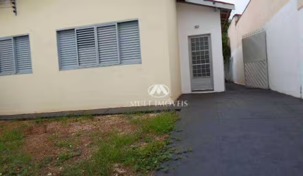 Casa Térrea em excelente localização no Bairro Jardim Independência com terreno com 250m² e 90m² de área construída.