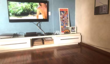 Apartamento em ótima localização no Jd. Paulistano com 146,76 m² de área útil.