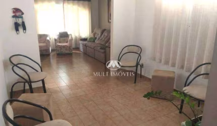 Casa Térrea em ótima localização no Bairro Jardim Castelo Branco com 200 m² de área total e 158,12 m² de área construída.