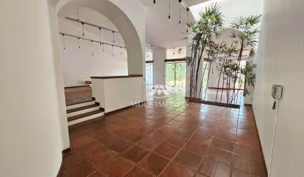 Casa Térrea Residencial/Comercial com 340.00 m², no bairro Jardim Sumaré, localizada próximo às Avenidas Itatiaia e Caramuru.