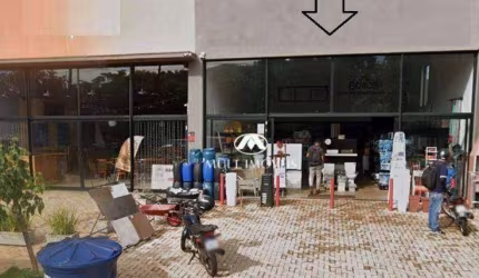 Galpão em ótima localização na Av Dr. Célso Charuri  com terreno de 259,31m² e 164,81m² de área útil.