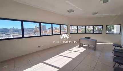 Sala Comercial em excelente localização no Bairro Jd. Irajá com 35m³de área privativa.