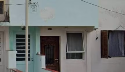 Casa em Moema 54 metros precisa de reforma 01 quarto sem vaga 480.000,00