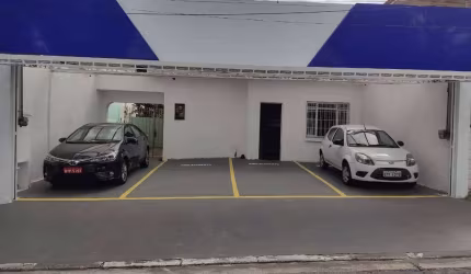 Casa Comercial no Campo Belo 300 metros 3 quartos 05 vagas 2.200.000,00