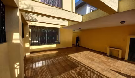 Sobrado Residencial no Campo Belo 218 metros 3 suítes 02 vagas 1.200.000
