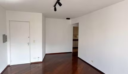 Apartamento em Moema Pássaros com 51 metros 01 quarto 01 vaga 2.800,00