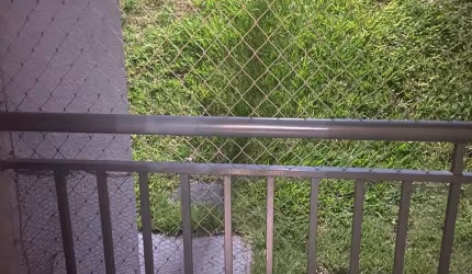 Belo Apartamento Térreo à Venda no Condomínio Residencial Poema.