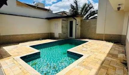 Sobrado em Condomínio Indaiatuba 3 suítes e piscina