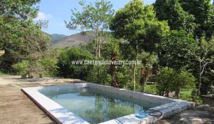 Sítio de 13.000m2 Com Córrego