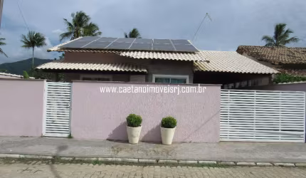 Linda Casa em Condomínio - Charmosa Demais!