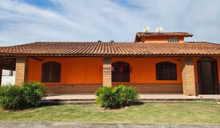 Chácara com 3 dormitórios à venda, 900 m² por R$ 750.000,00 - Putim - São José dos Campos/SP