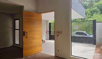 Casa com 3 dormitórios à venda, 80 m² por R$ 680.000 - Portal dos Pássaros - São José dos Campos/SP