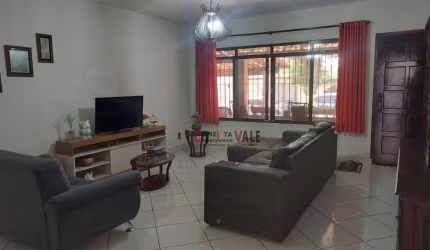 Casa com 4 dormitórios à venda, 210 m² por R$ 900.000,00 - Jardim Paulista - São José dos Campos/SP