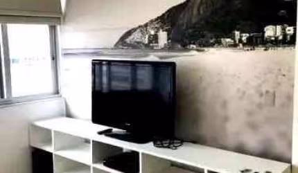 Apartamento com 2 dormitórios à venda, 70 m² por R$ 1.799.000,00 - Leblon - Rio de Janeiro/RJ