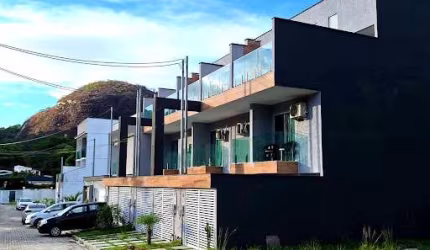Casa com 3 dormitórios à venda, 400 m² por R$ 890.000,00 - Taquara - Rio de Janeiro/RJ