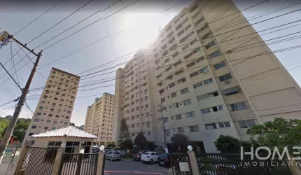 Apartamento com 2 dormitórios à venda, 60 m² por R$ 104.000,00 - Colubande - São Gonçalo/RJ
