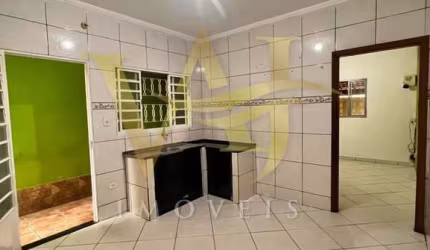 Casa com 2 quartos à venda na Rua das Avenças, Parque das Flores, Taubaté, 90 m2 por R$ 250.000
