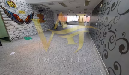 Sala comercial para alugar na Rua Doutor Jorge Winther, Centro, Taubaté por R$ 3.000