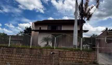 Casa- Floresta| Joinville/SC