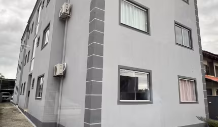Apartamento no bairro Aventureiro