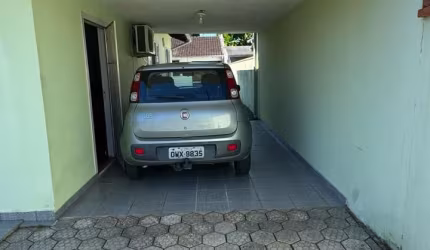 Casa com Piscina no Nova Brasília