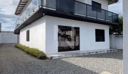Casa Espaçosa e Confortável no Aventureiro