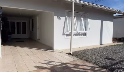 Casa para Morar ou Investir no Adhemar Garcia