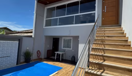 Casa de Dois Andares no Centro de Penha