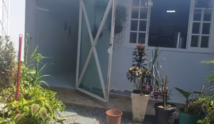 Casa com Kitnet no Jardim Paraíso