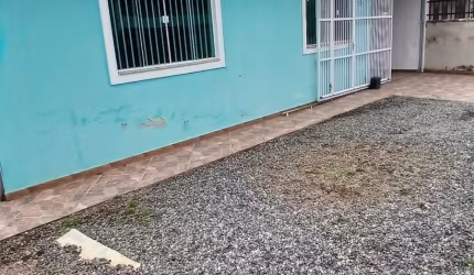 Terreno com Casa e Edícula no Itaum
