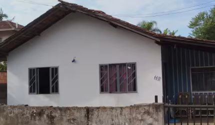 Casa Espaçosa no Paranaguamirim