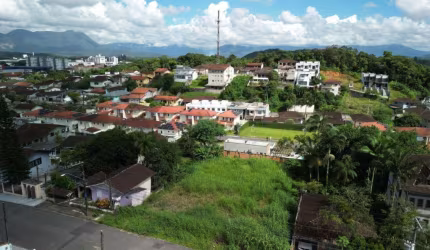 Terreno Amplo no Bom Retiro