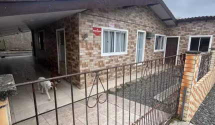 Linda Casa pronta para morar no Itinga em Araquari