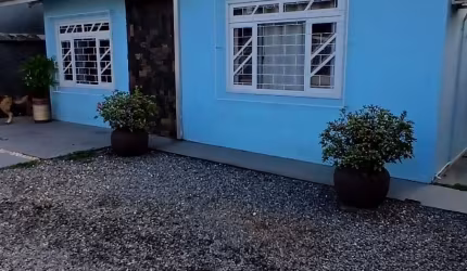 Linda casa pronta para morar no Aventureiro