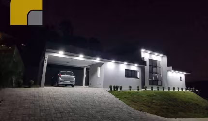 Casa com 3 dormitórios à venda, 160 m² por R$ 1.750.000,00 - Condominio Quintas da Boa Vista - Atibaia/SP